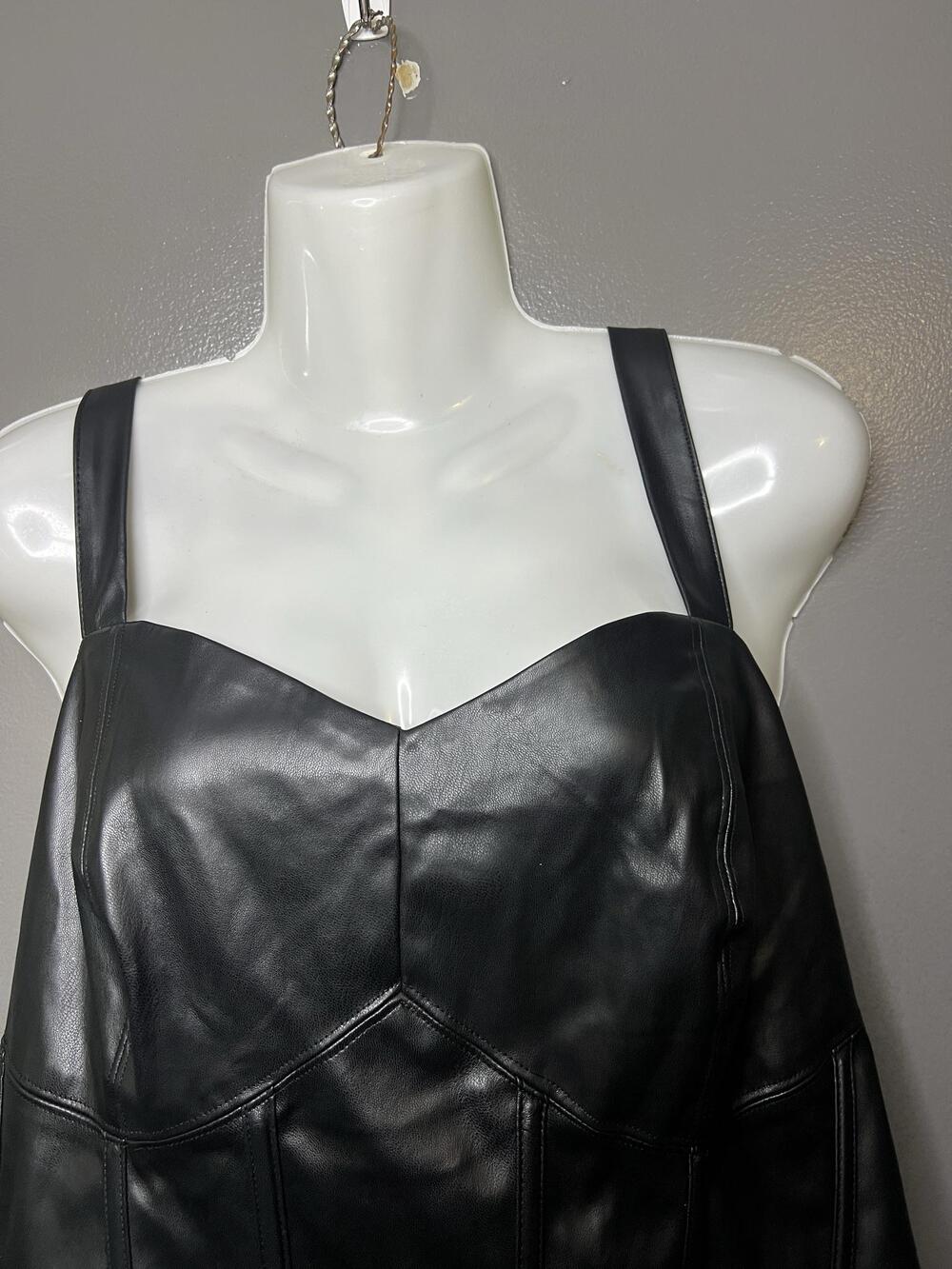 Torrid Tank Top Women Large (0) Black Faux Leather Sweetheart Cami Party Bustier